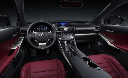 Lexus IS. Foto: Lexus