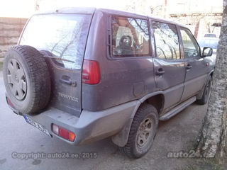 Nissan Terrano 2.4 R4 91kW