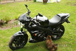 Triumph Speed 4 R4 73kW