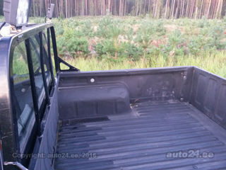 Nissan NP300 2.5 98kW