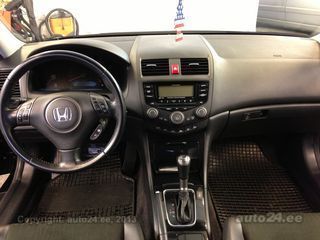 Открытый капот хонда аккорд 7. Хонда аккорд 7 2. Как открыть хонда аккорд 7. Honda accord 7. Honda accord 7 салон.