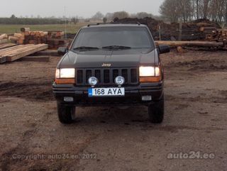 Jeep Grand Cherokee Limited 5.2 V8 156kW