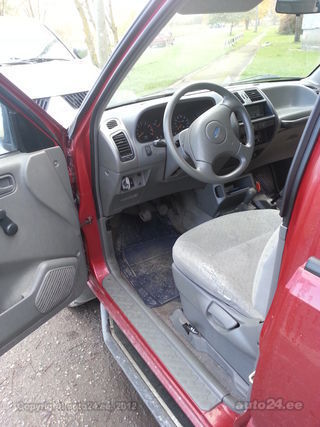 Ford Maverick 2.4 R4 91kW