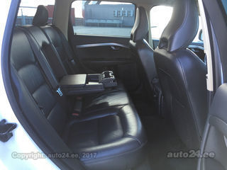 Volvo XC70 cross country 2.4 136kW