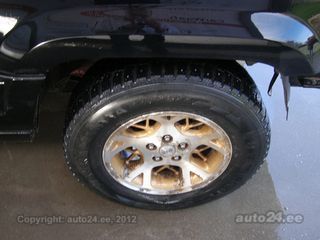 Jeep Grand Cherokee Limited 5.2 v8 158kW