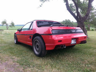 Pontiac Fiero 2.8 V6 93kW