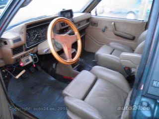 Nissan King Cab off road