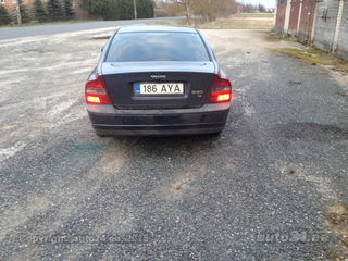 Volvo S80 T 2.0 T5 166kW