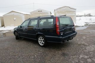 Volvo V70 2.5 R5 103kW
