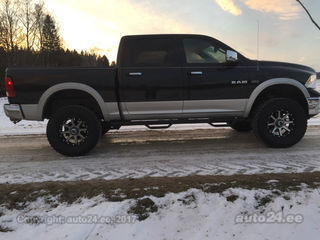 Dodge RAM Laramie Crew Cab HEMI 5.7 V8 291kW