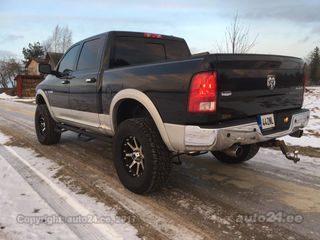 Dodge RAM Laramie Crew Cab HEMI 5.7 V8 291kW