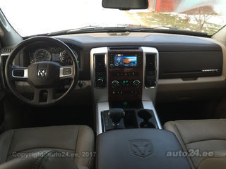 Dodge RAM Laramie Crew Cab HEMI 5.7 V8 291kW